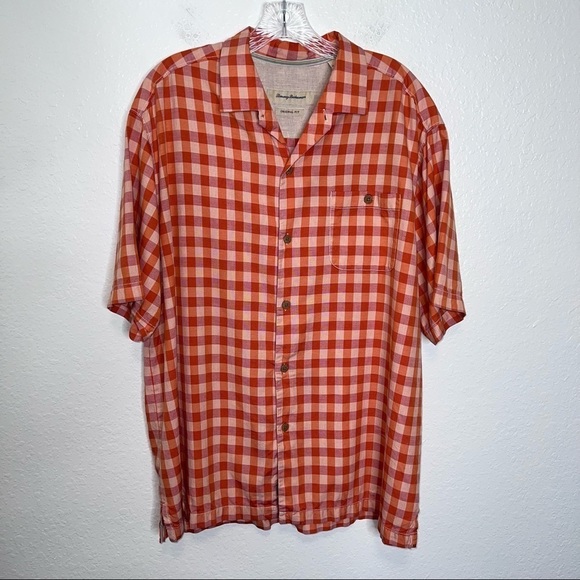 Tommy Bahama Shirt Men Large Silk button front Check Buffalo Plaid Hawaiian B24 - Picture 1 of 6